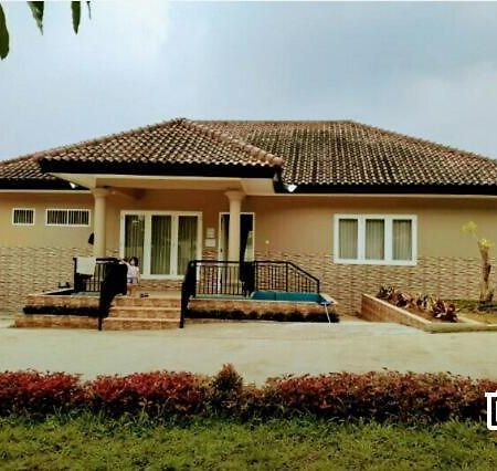 Villa Nusantaraボゴール エクステリア 写真